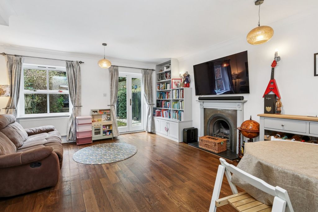 Property photo 2 of 12 Picture No. 08