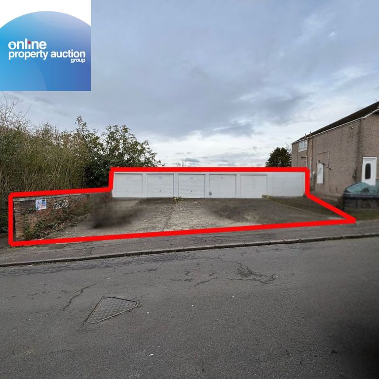 Property photo 2 of 11