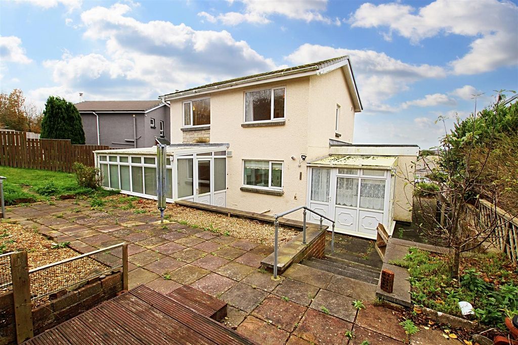 Property photo 1 of 36 Rear