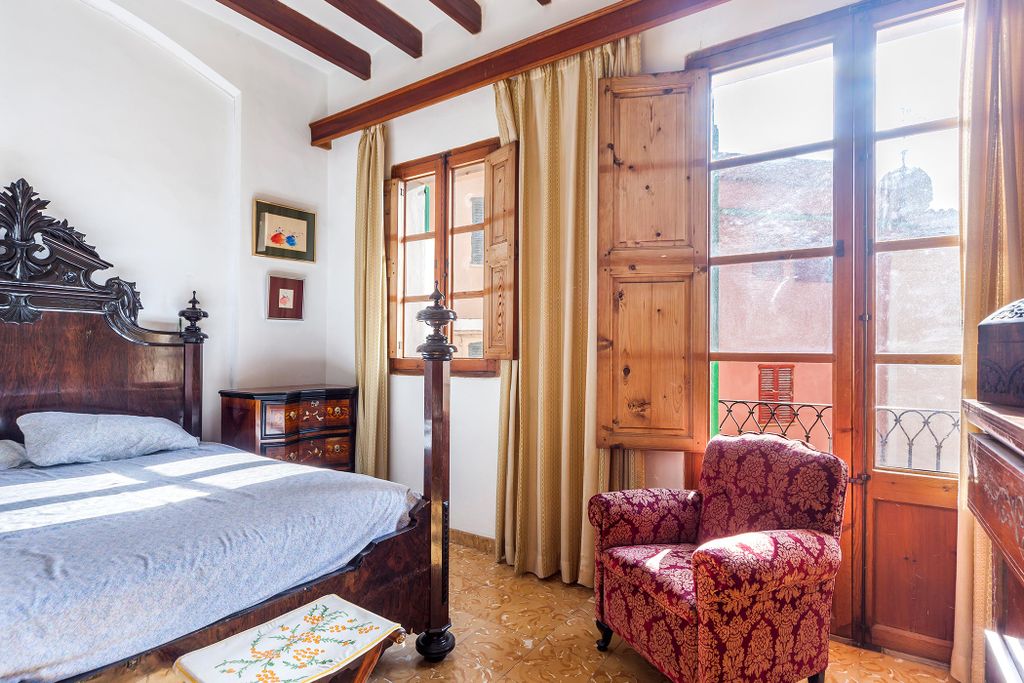 Property photo 2 of 10 002.Jpg