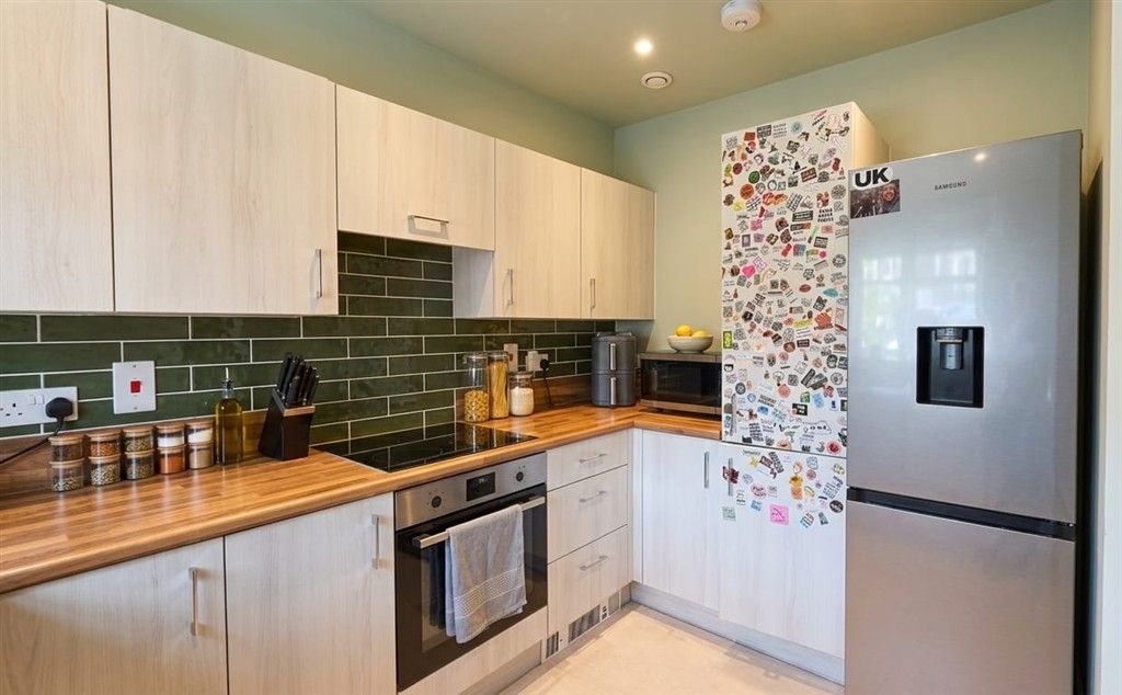 Property photo 3 of 11 Kitchen 2805 2