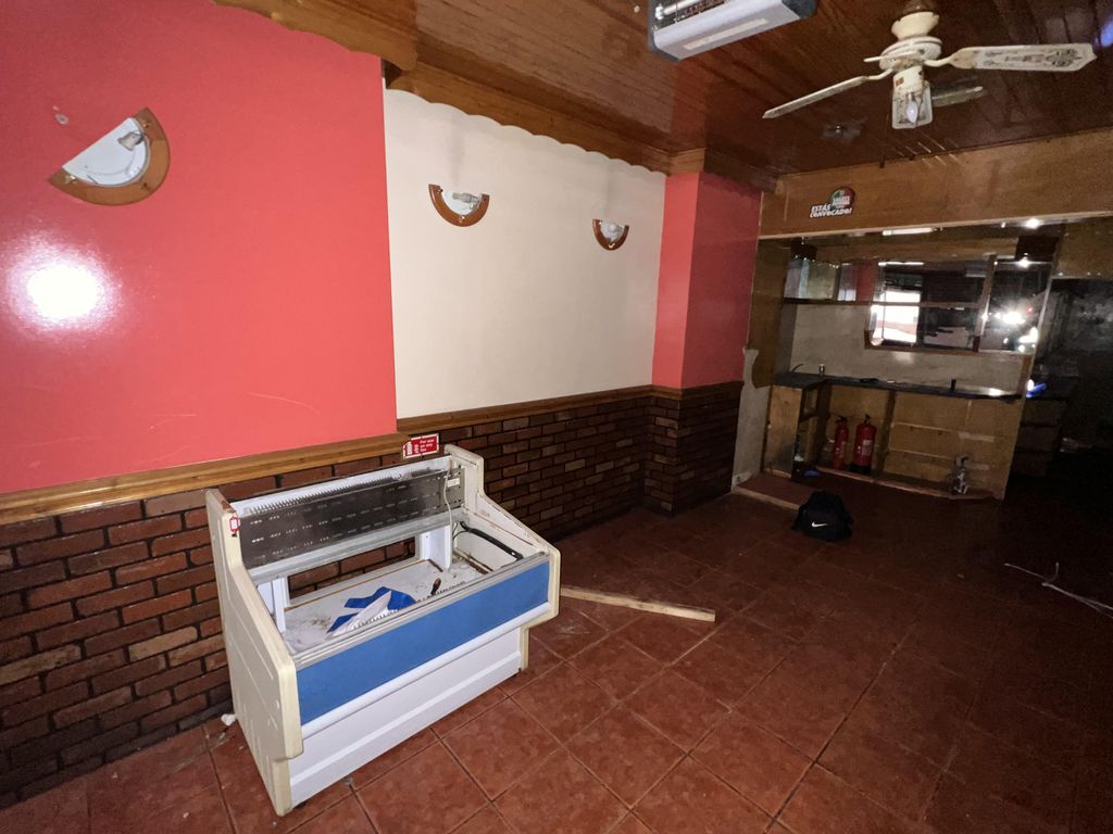 Property photo 2 of 17 Img_1108.Jpg
