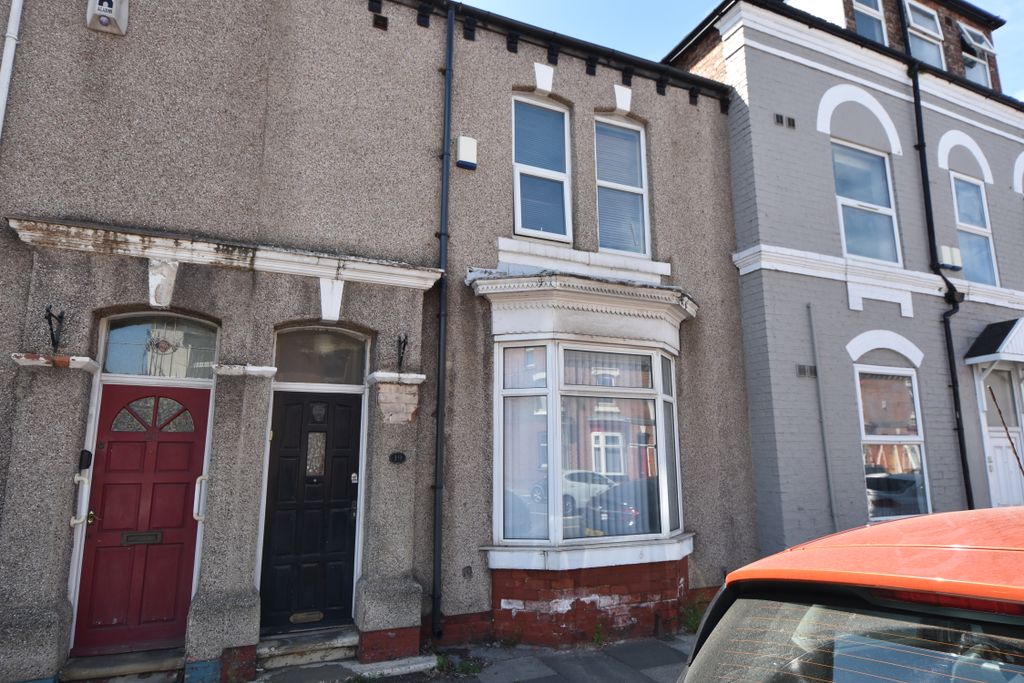 Property photo 1 of 2