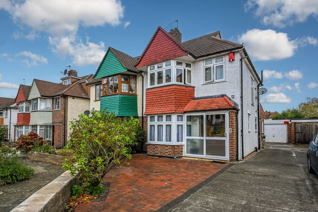 Property photo 1 of 19