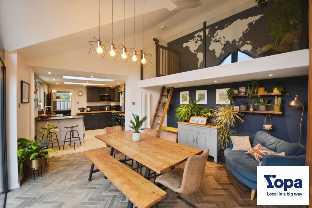 Property photo 2 of 40 Photo #2