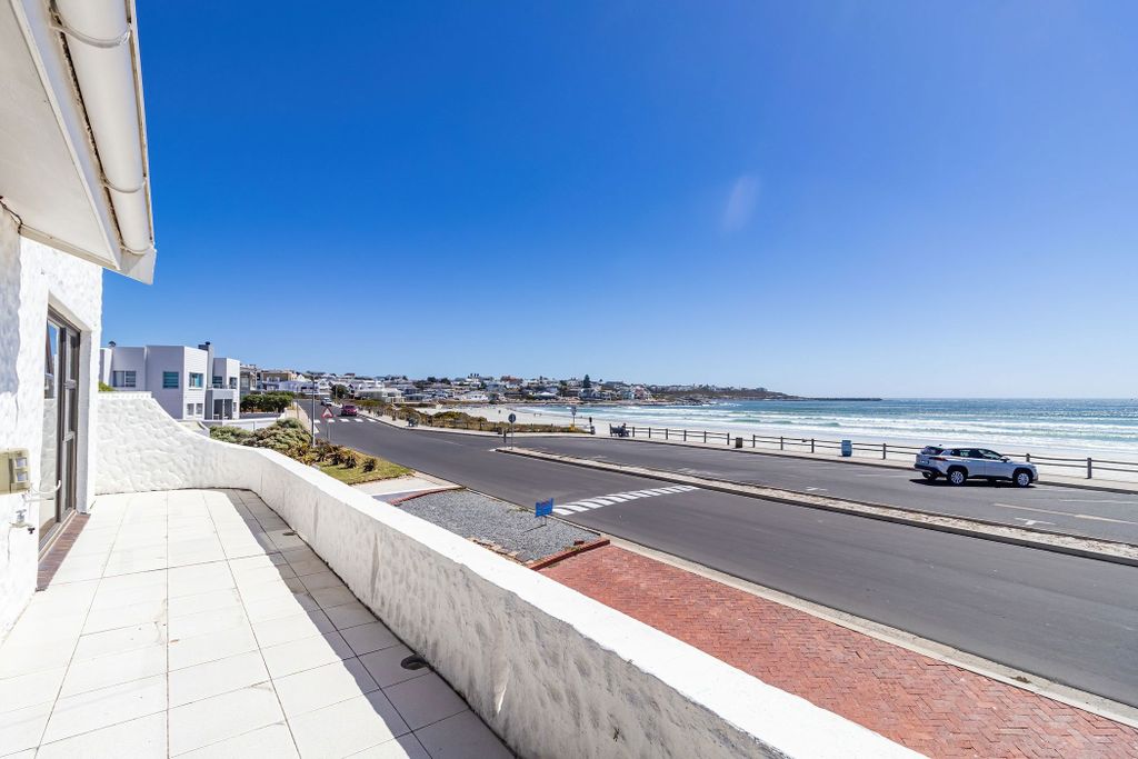 Property photo 3 of 29 La1725361