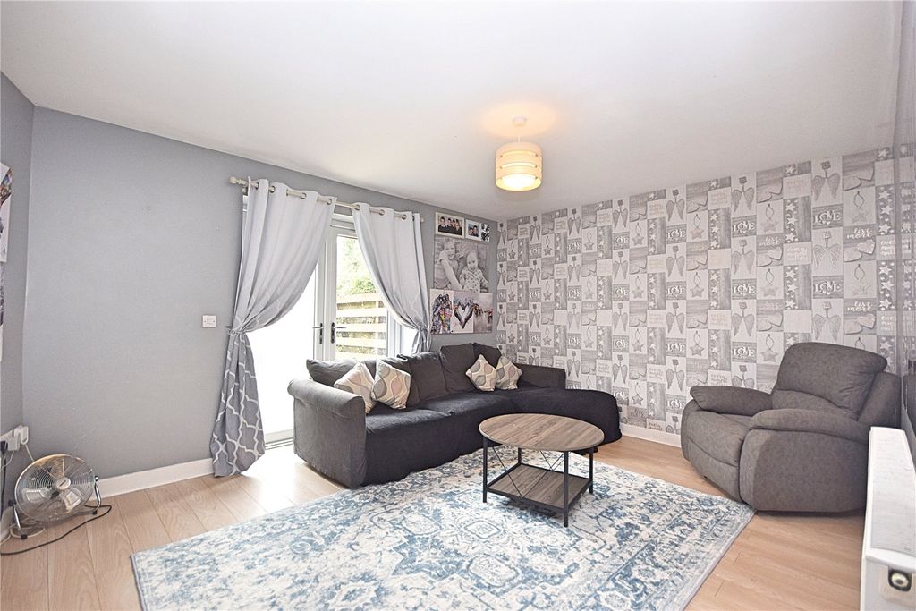 Property photo 2 of 13 Picture No. 04