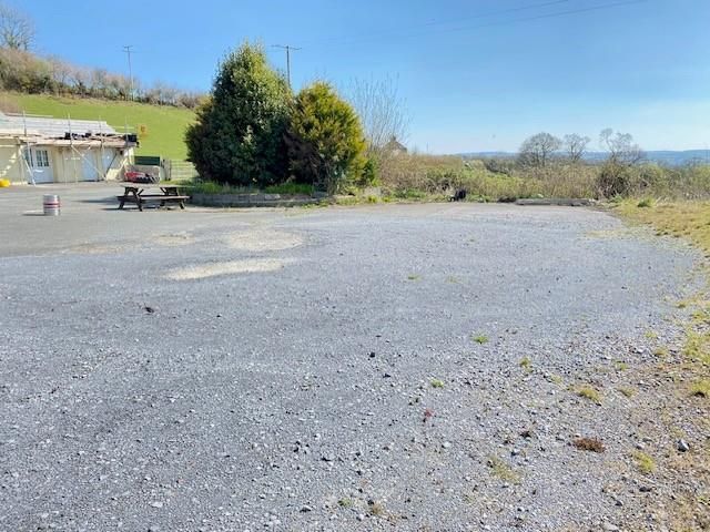 Property photo 2 of 6