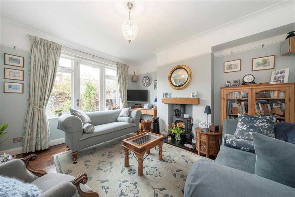 Property photo 2 of 7