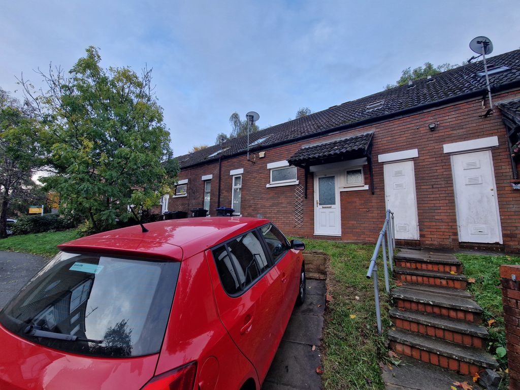 Property photo 1 of 17