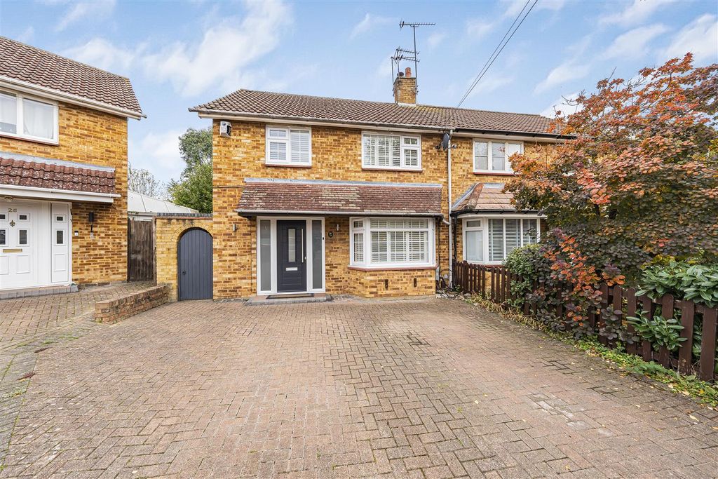 Property photo 1 of 18 Photo Oct 16 2025, 10 00 31 Am.Jpg