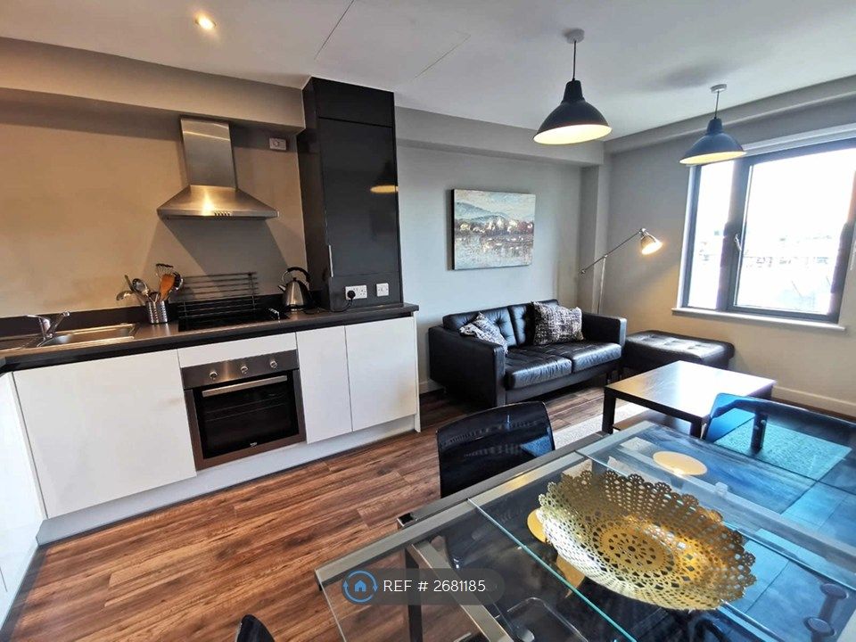 Property photo 2 of 25