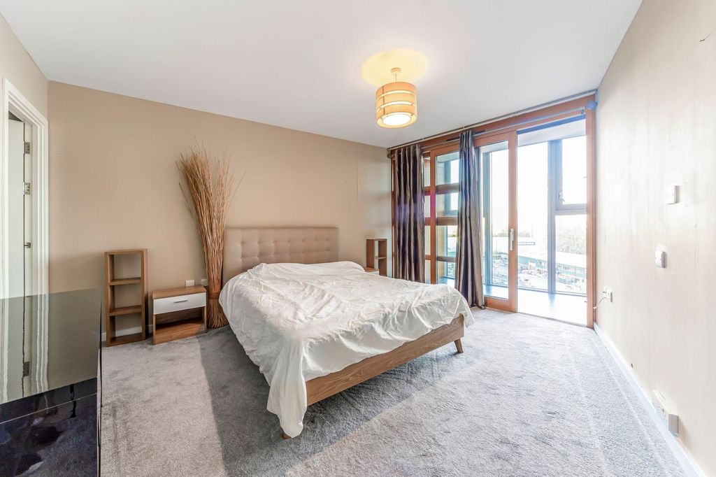 Property photo 1 of 9 Picture No. 03