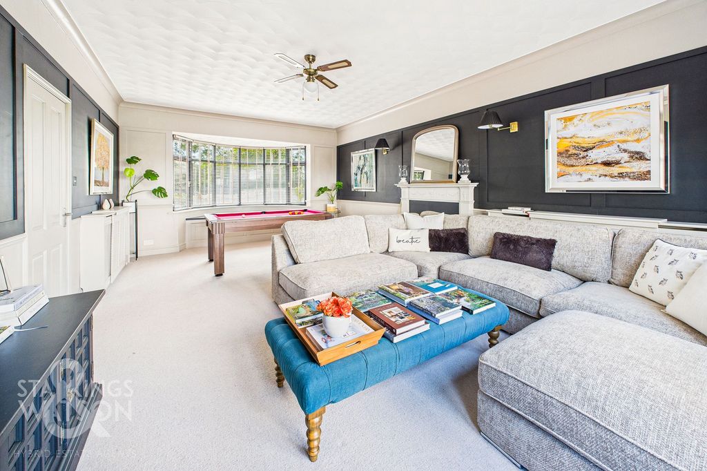 Property photo 2 of 45