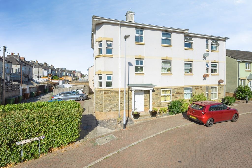 Property photo 1 of 12 Pbox-Img.Jpg