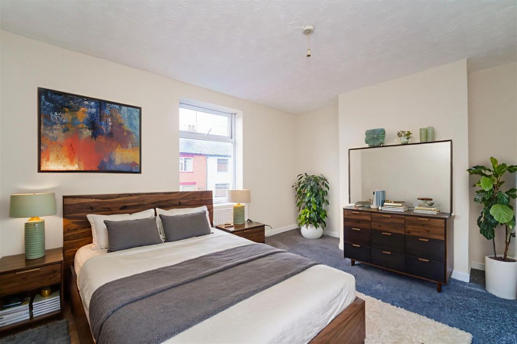 Property photo 3 of 11 Dsc01352 - 0.Jpg