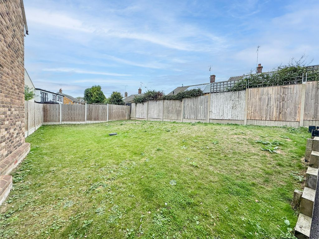 Property photo 2 of 17 Communal Garden