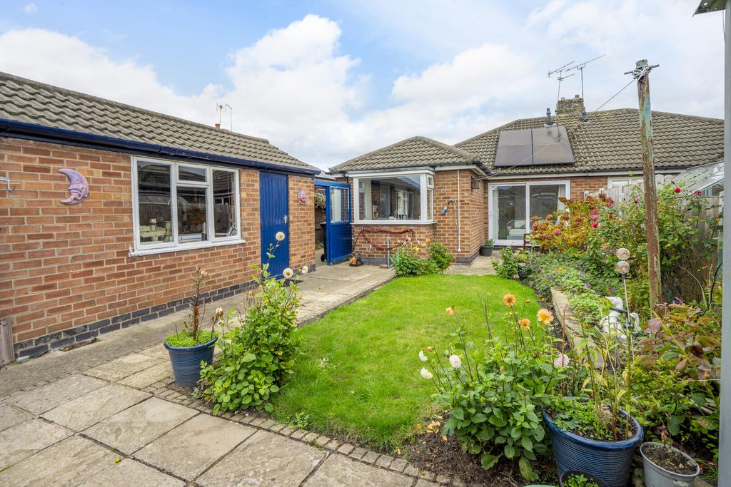 Property photo 1 of 20 Exterior