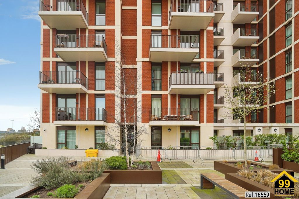 Property photo 1 of 20 Photo 0