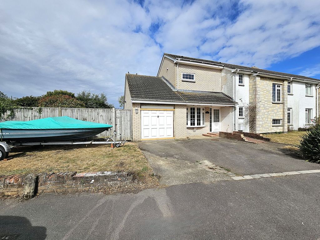 Property photo 1 of 31