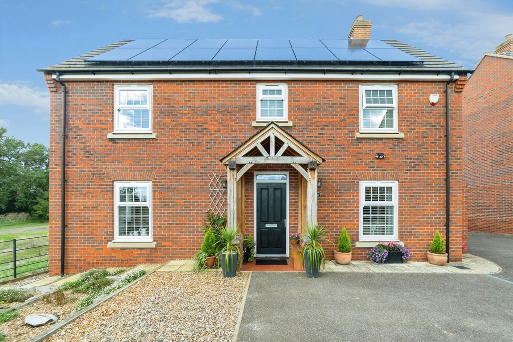 Property photo 1 of 21