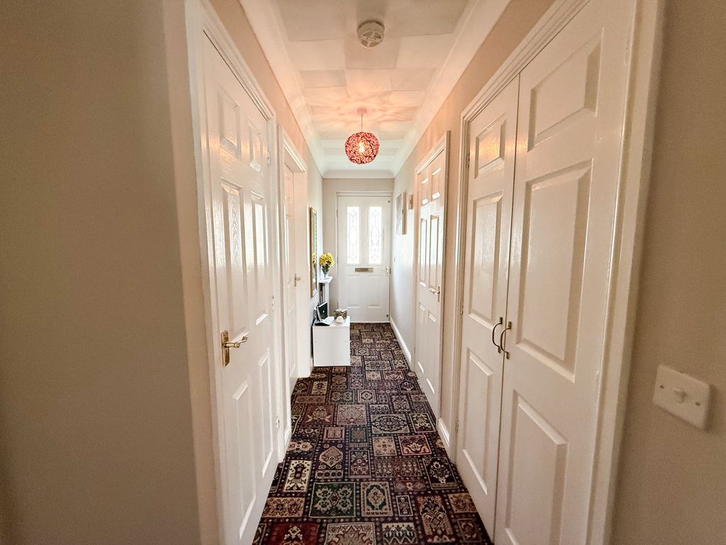 Property photo 3 of 16 Hallway