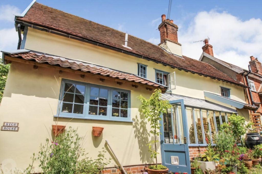 Property photo 2 of 30