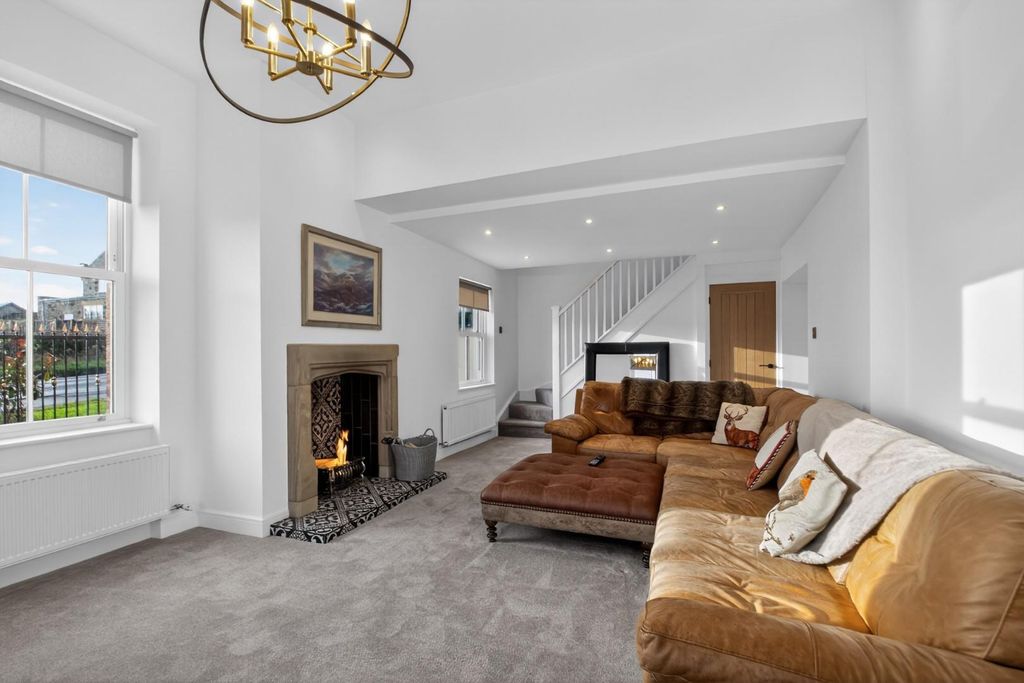 Property photo 3 of 18 Victorialodge-5.Jpg