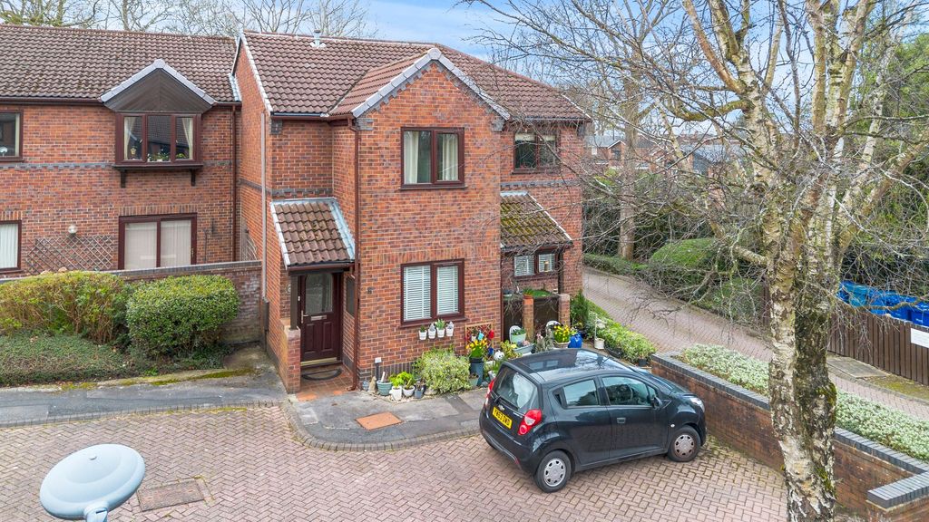 Property photo 1 of 13