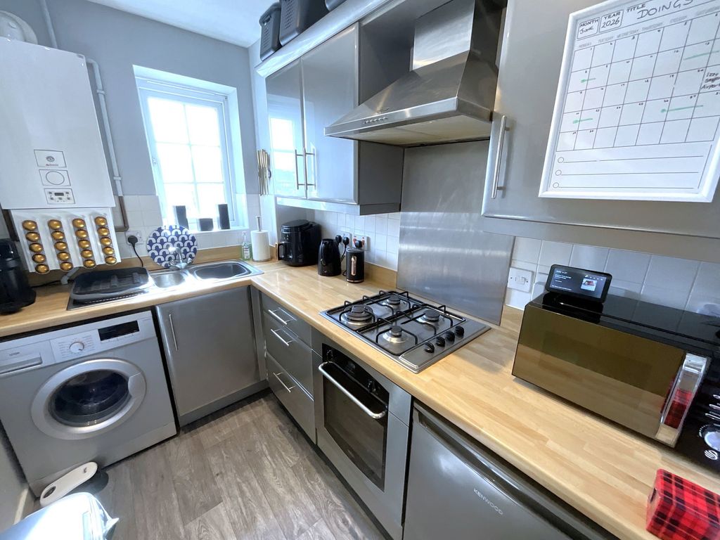 Property photo 3 of 7