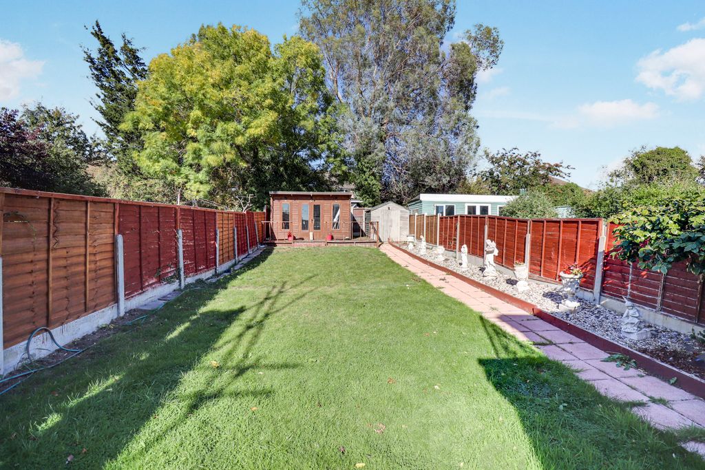 Property photo 2 of 12 Tlc_c64Ac512-A71c-42Ab-94c2-F09B462746Ac_Da74c46