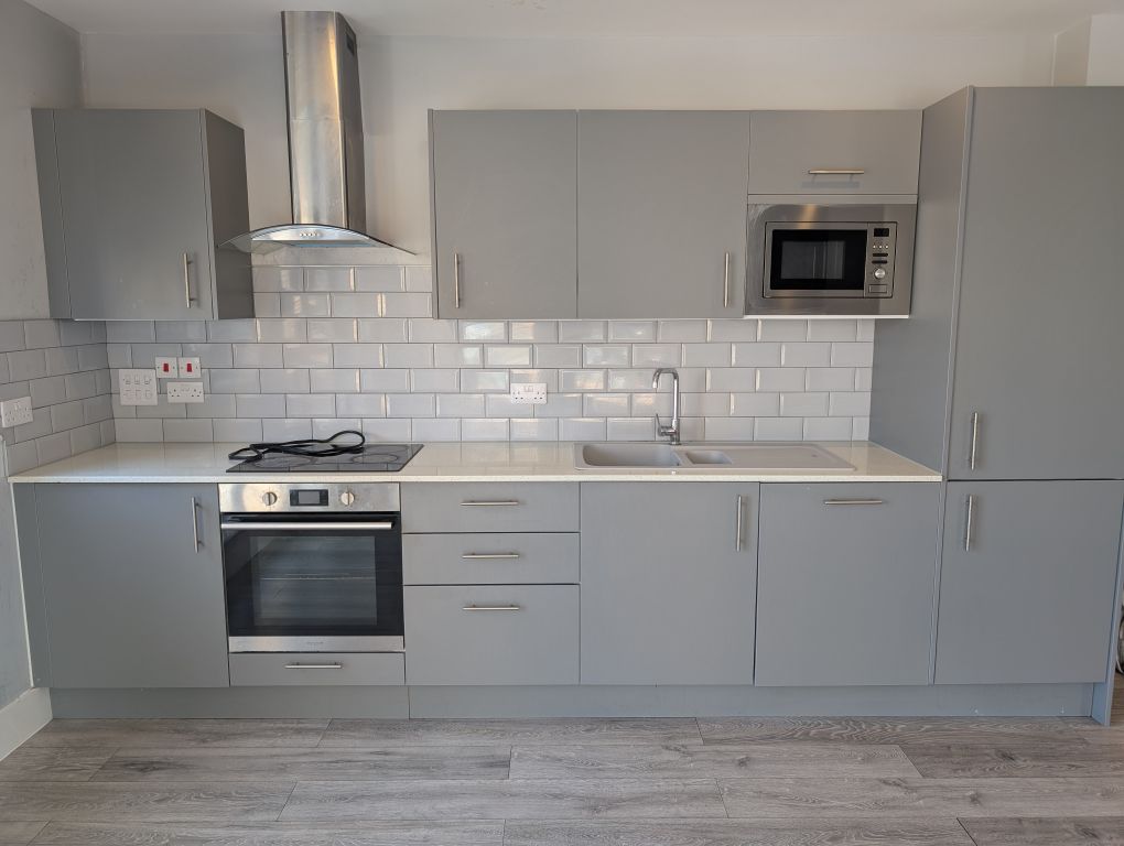 Property photo 2 of 14 Kitchen