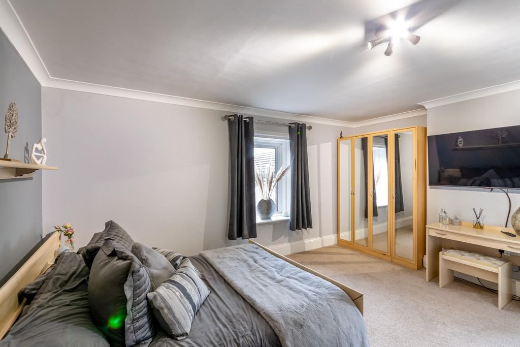 Additional image 27 of 5 bed link detached house for saleVicarage Drive, Wadworth, Doncaster DN11