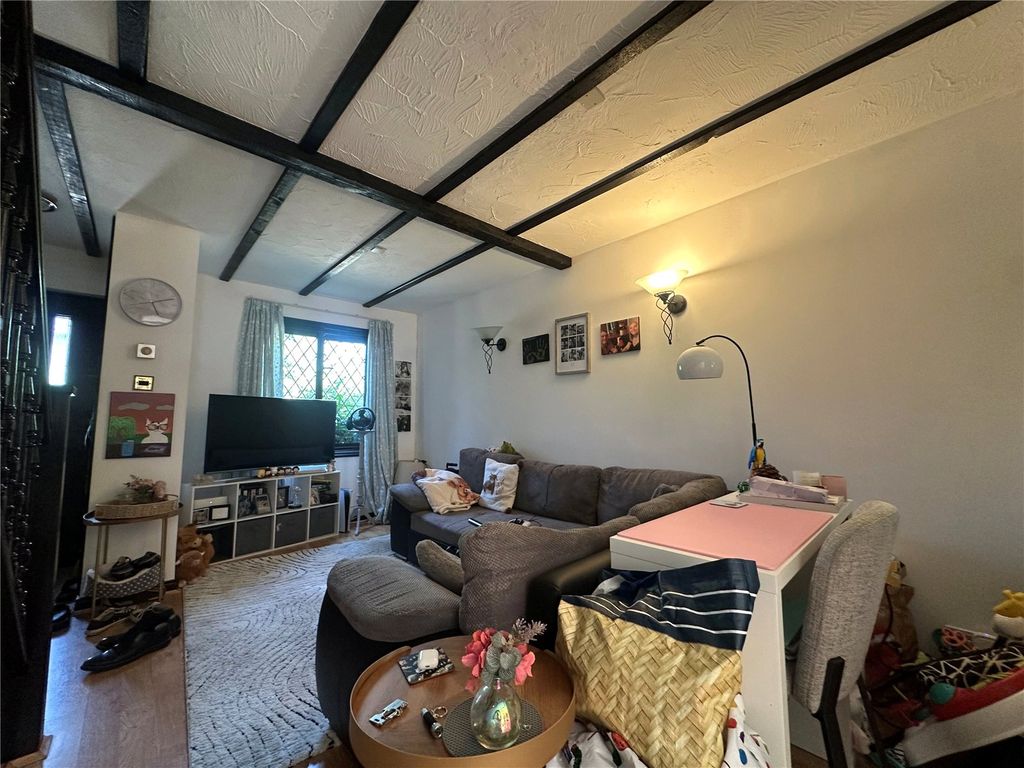 Property photo 2 of 8 Picture No. 09