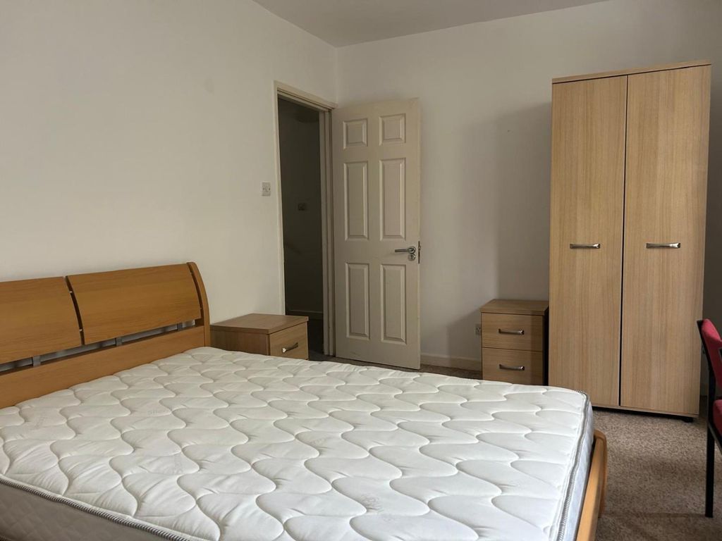 Property photo 3 of 12 Whatsapp Image 2025-09-05 At 12.56.05 (2).Jpeg