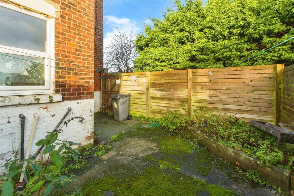 Property photo 3 of 25 Picture No. 03