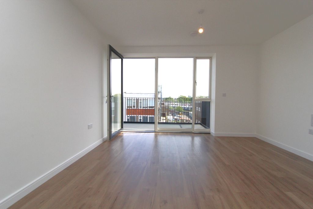 Property photo 3 of 15 Lounge View 1