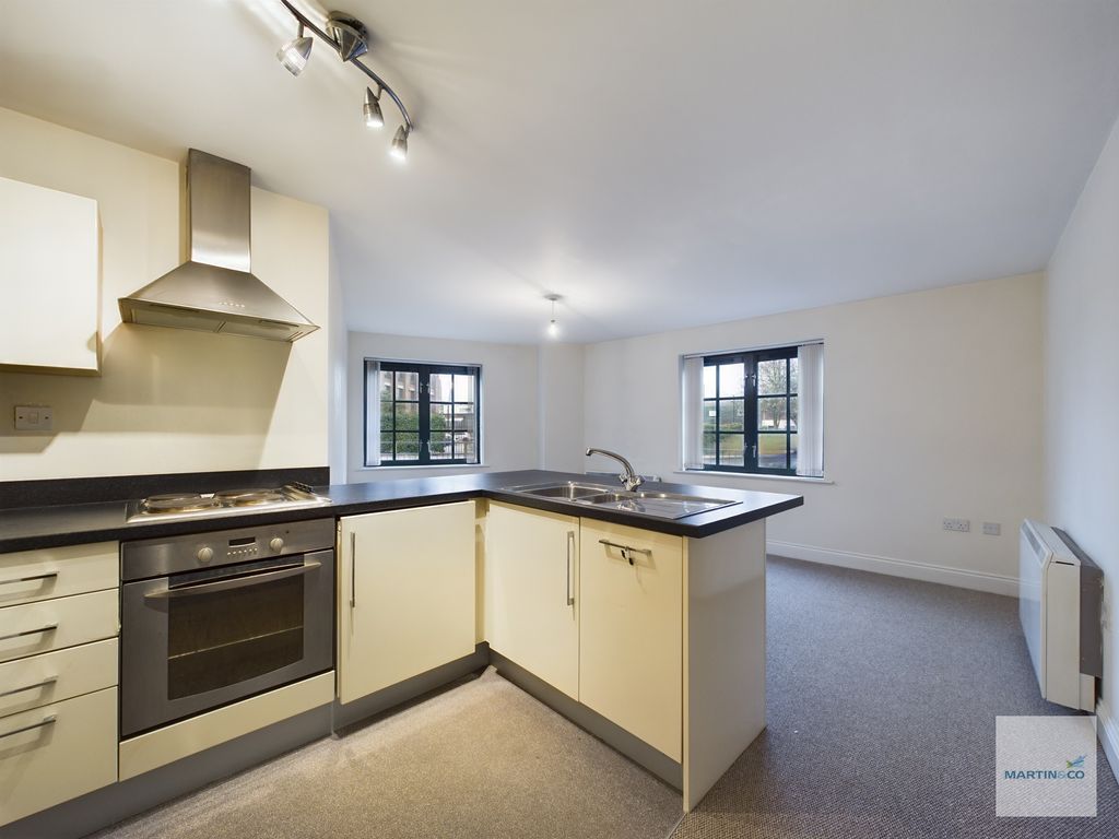 Property photo 2 of 14 Cam03394G0-Pr0046-Still010