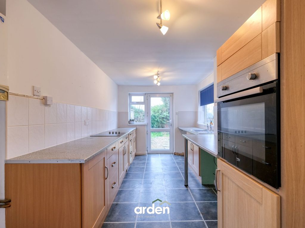 Property photo 3 of 12