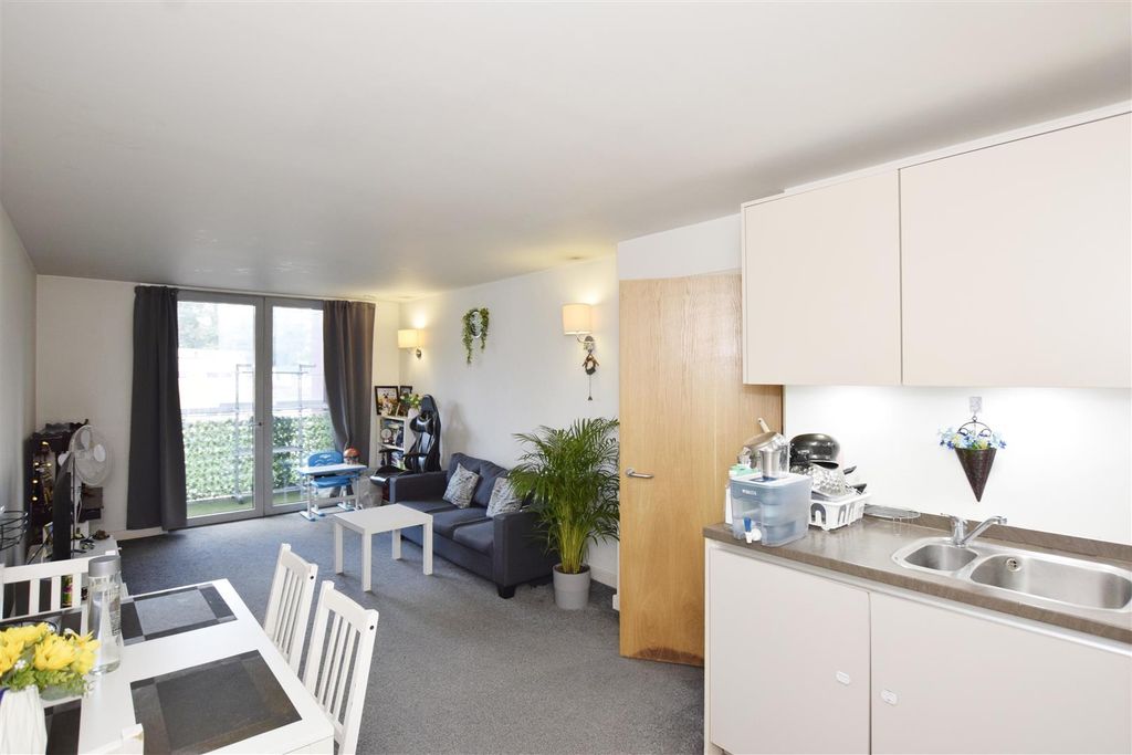 Property photo 2 of 13 Open Plan.Jpg