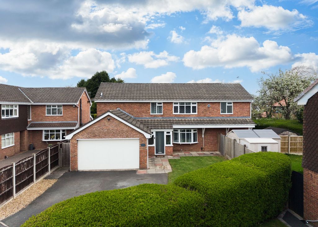 Property photo 2 of 29