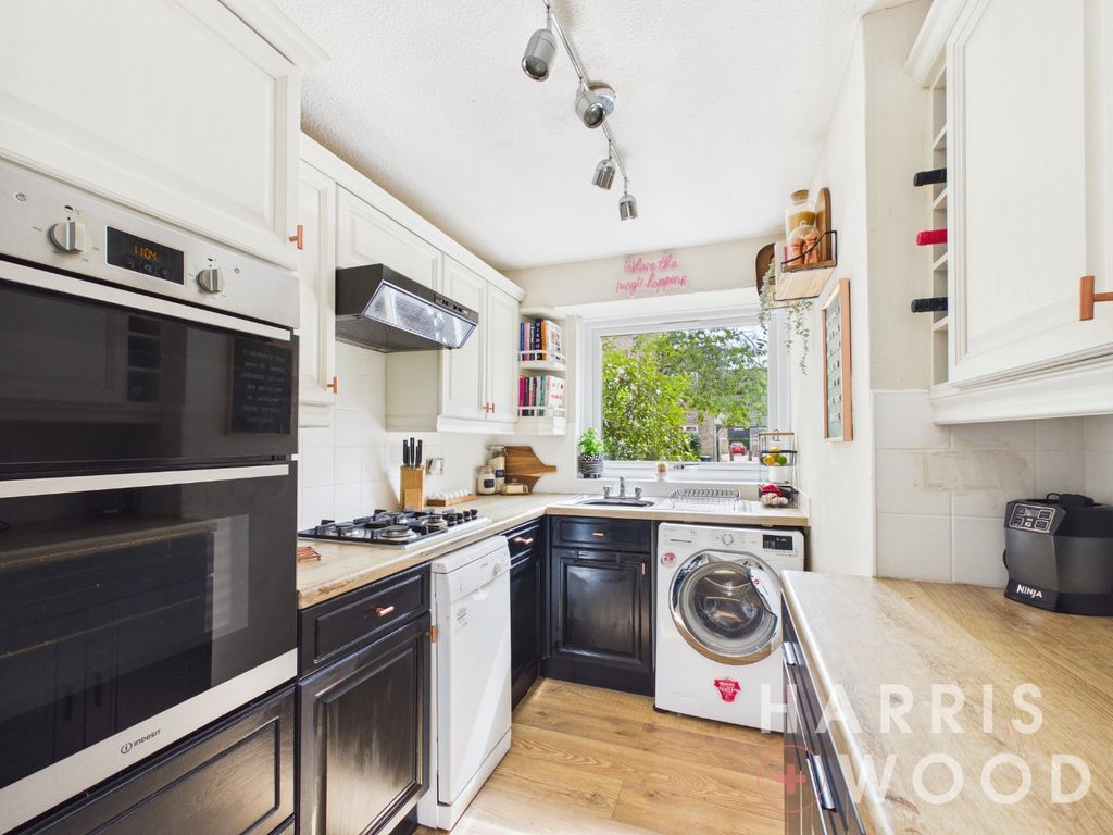 Property photo 3 of 17 5371178