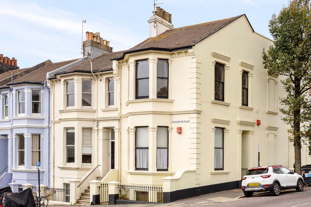 Property photo 1 of 12 Picture No. 23