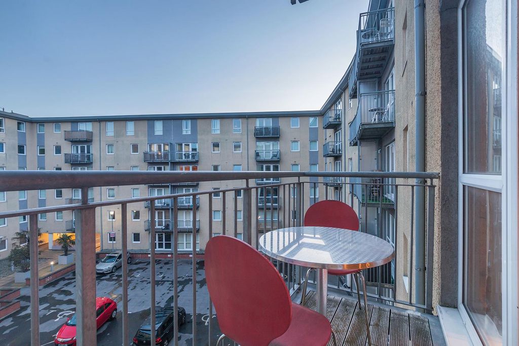 Property photo 2 of 14 Balcony