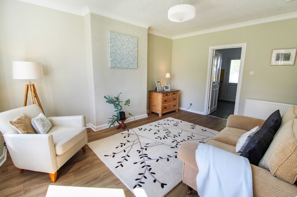 Property photo 3 of 17 Img_1094