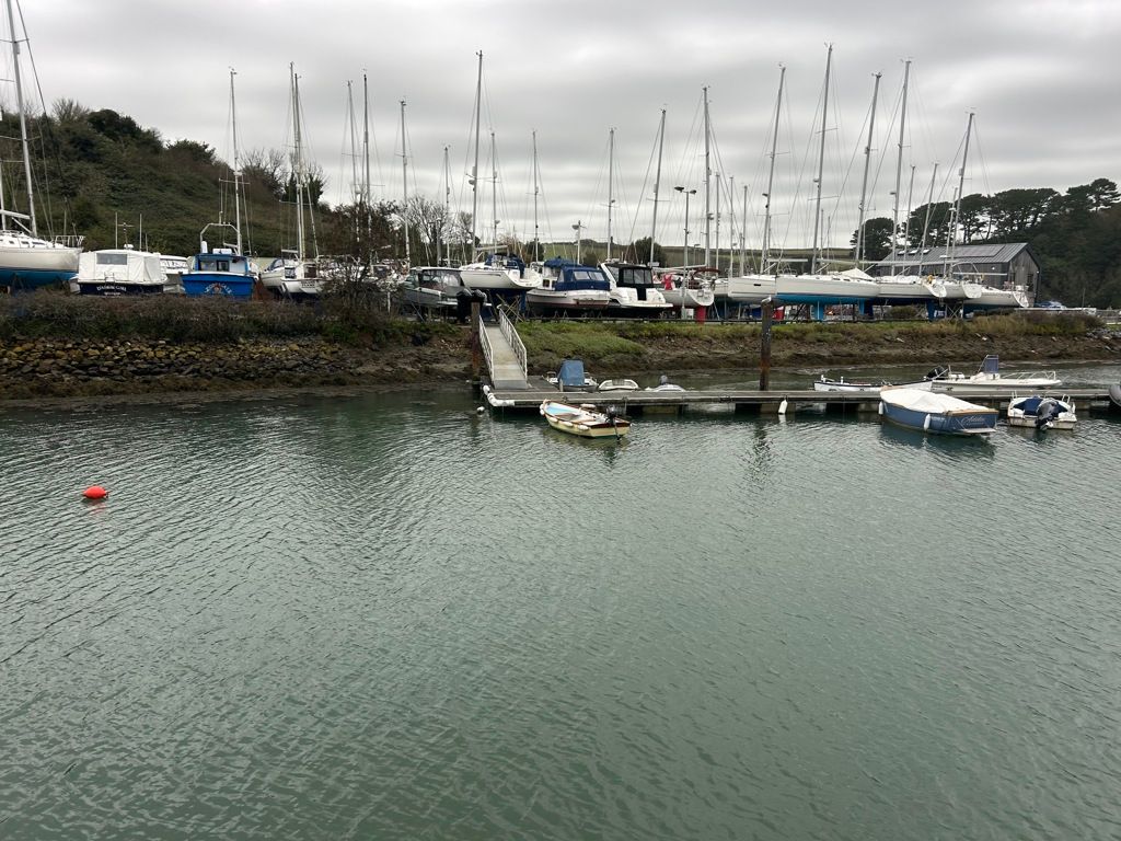 Property photo 3 of 9 Photo 2