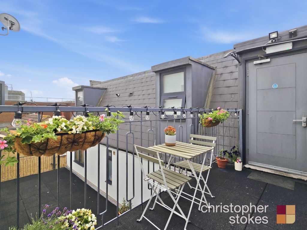 Property photo 1 of 11 5173910