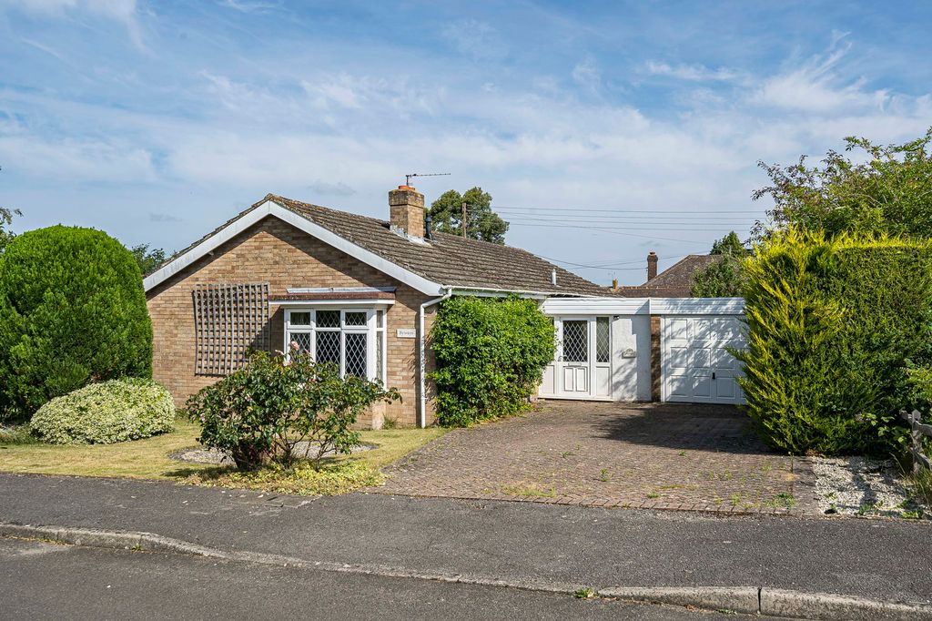 Property photo 1 of 18