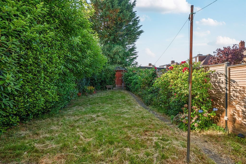 Property photo 2 of 10