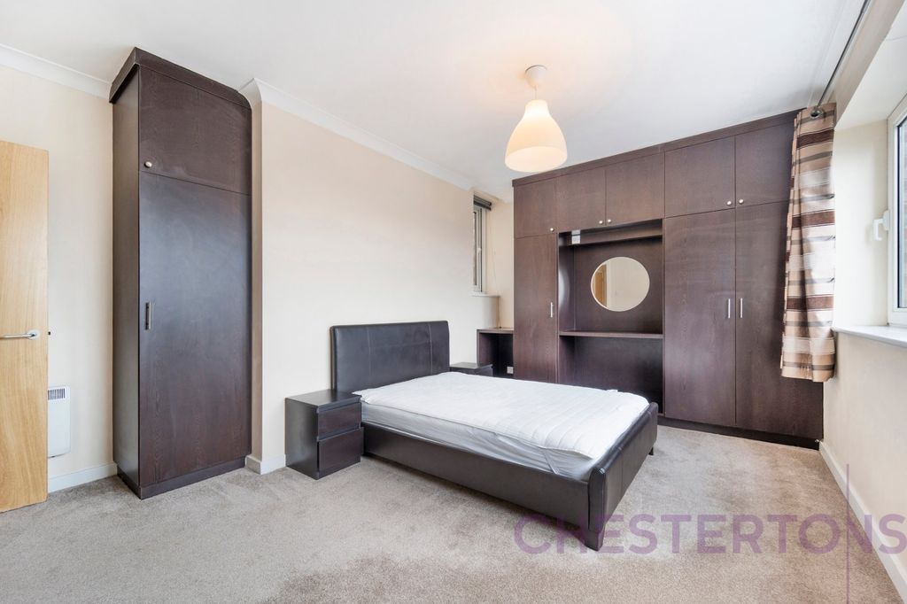 Property photo 3 of 15